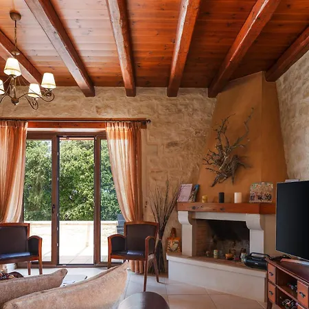 Villa Eleftherna *